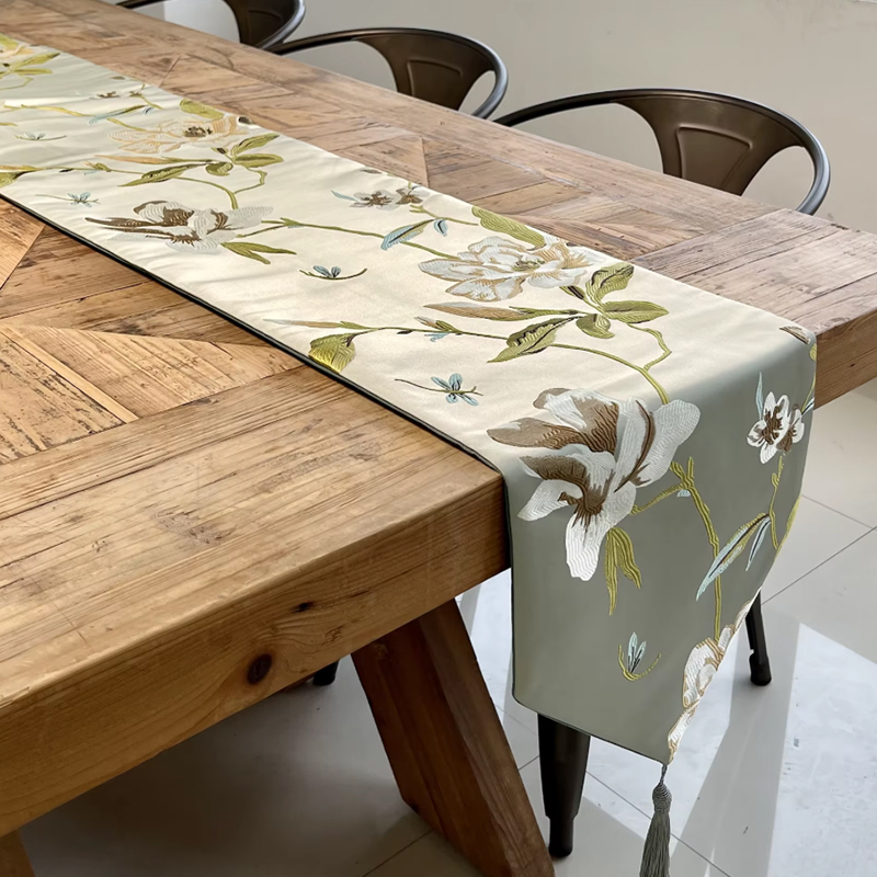 ผ้าปูโต๊ะโพลีเอสเตอร์